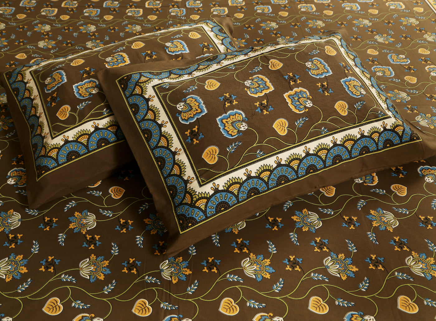 cotton bedsheet with 2 pillow covers