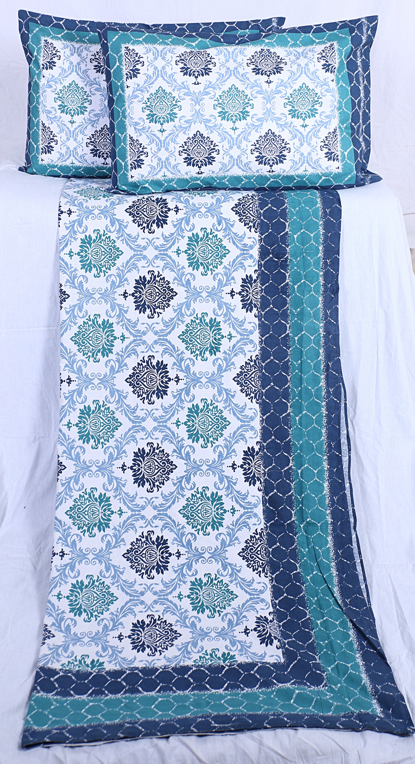 Wanderlust Premium | King Size 90 x 108 in | 100% Pure Cotton | Double Bedsheet with 2 Pillow Covers (DLGT 05)