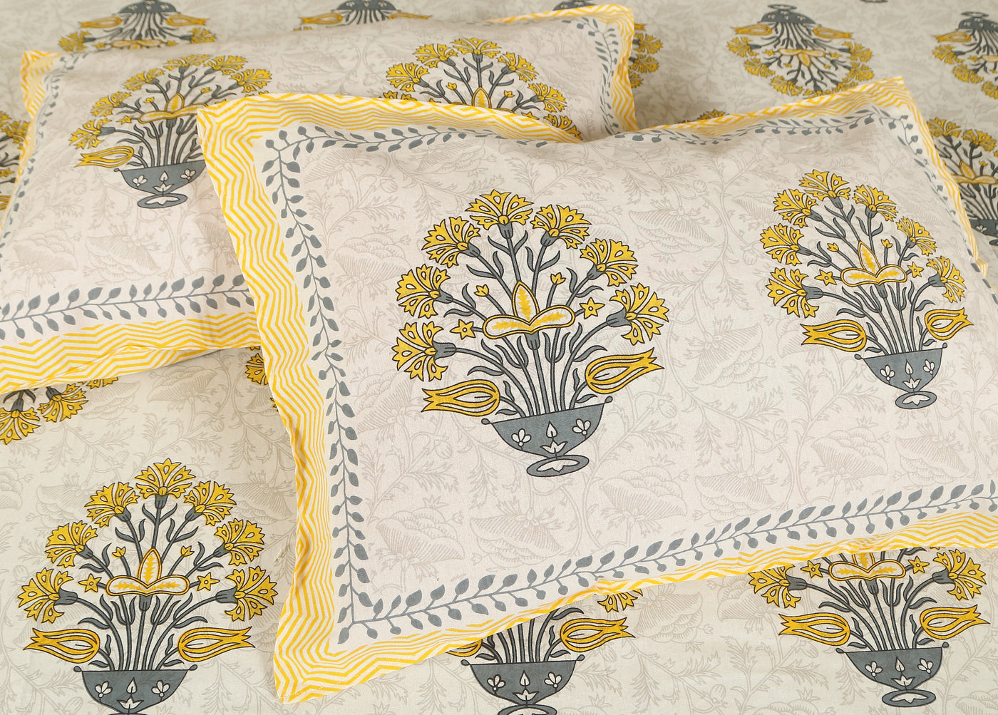 Braise Premium | King Size 90 x 108 in | 100% Pure Cotton | Double Bedsheet with 2 Pillow Covers FT05